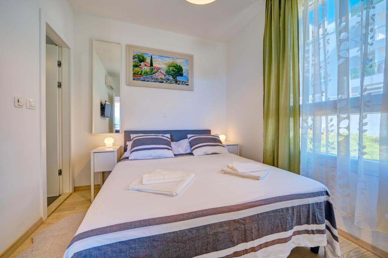 Luxury Seaside Apartment By Litto Split Buitenkant foto